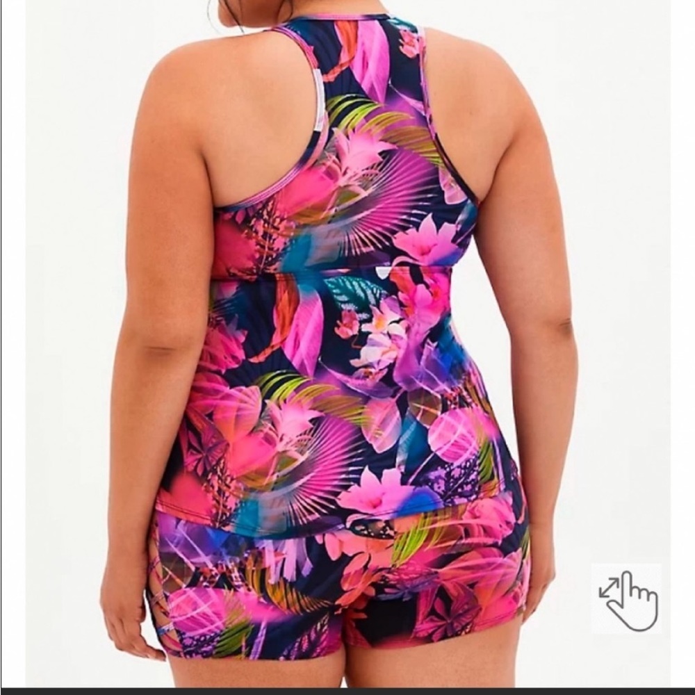 Torrid Falling Leaves tankini with shorts two piece bathing suit set, 1X/0X. - Picture 3 of 14